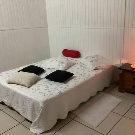 Appartement Dans Propriete Reposante Saint-Benoît Eksteriør bilde